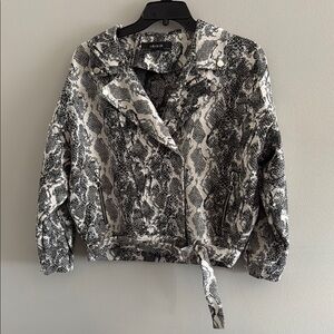 Zara Monochrome Snake Print Canvas Material Jacket